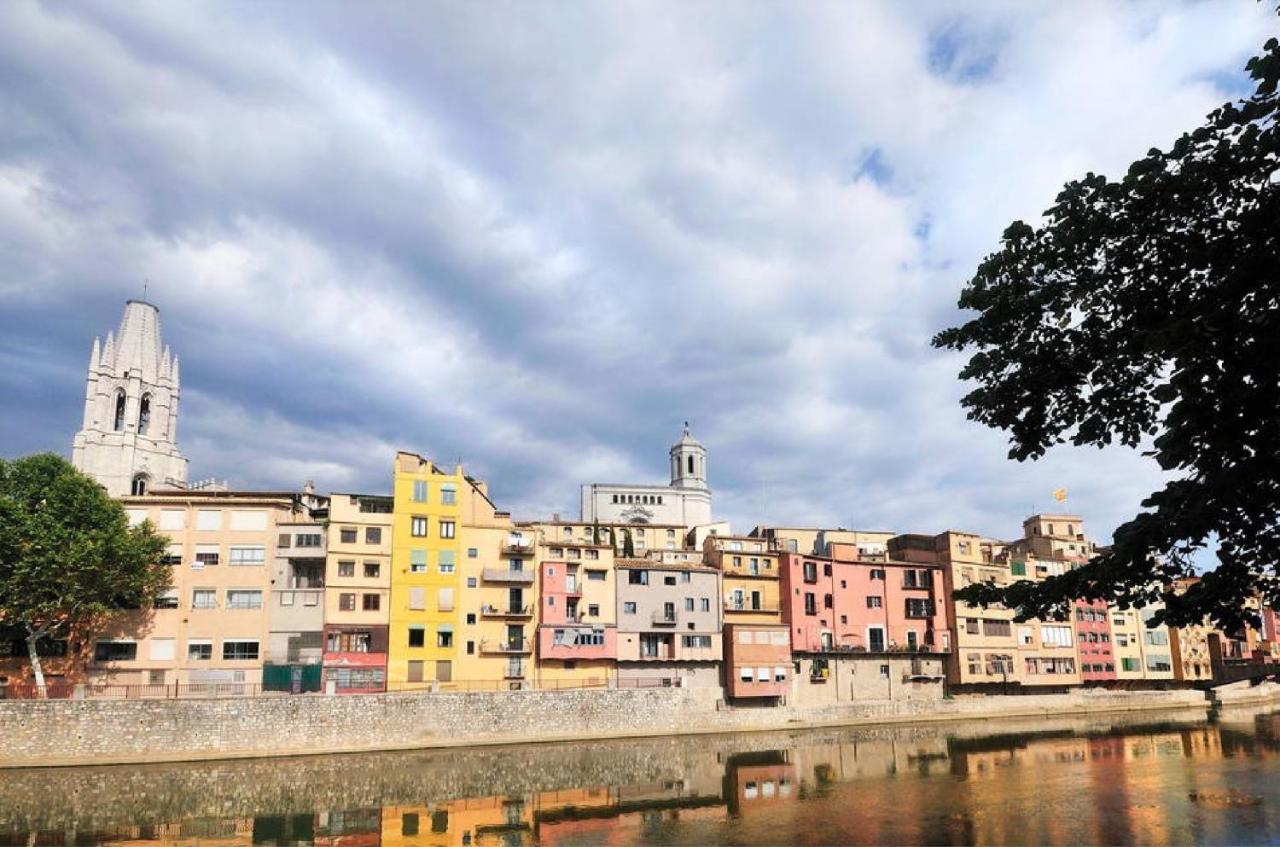 Acogedor Apartamento Girona Centro Apartment Luaran gambar